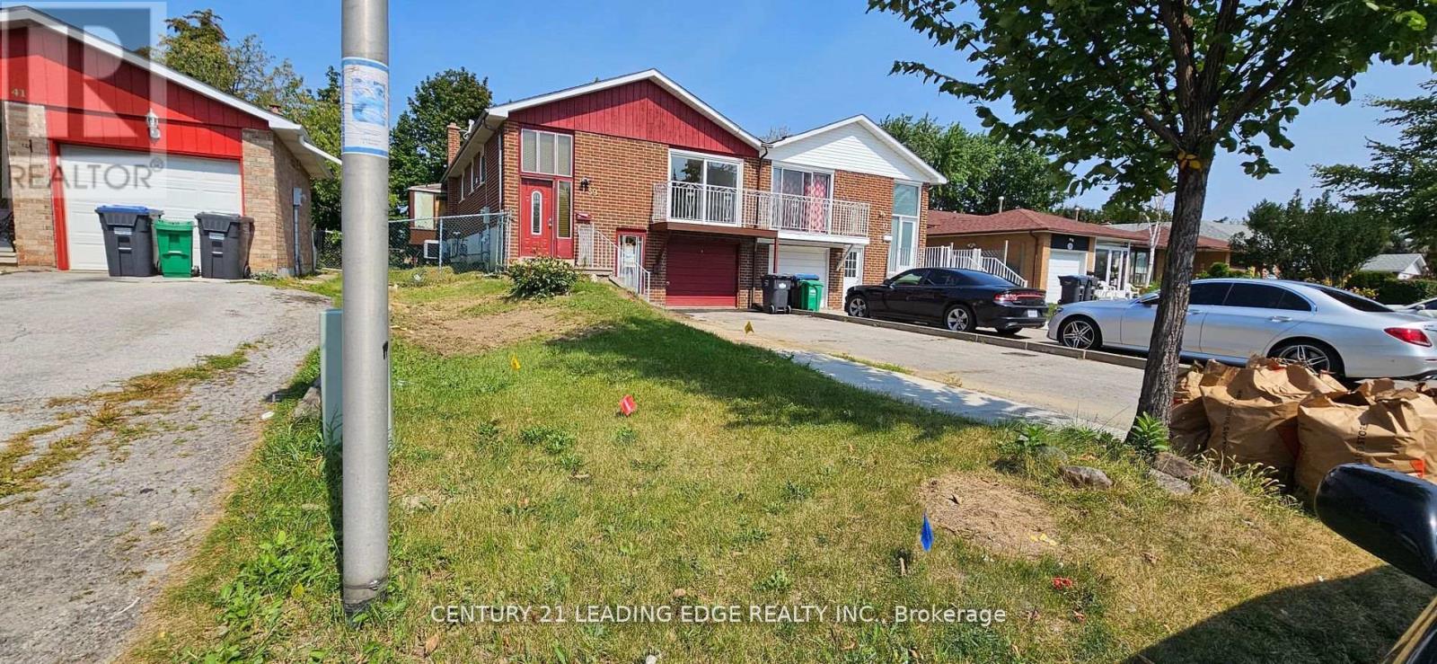 Upper - 39 Mallard Crescent, Brampton, Ontario  L6S 2T7 - Photo 29 - W12485784