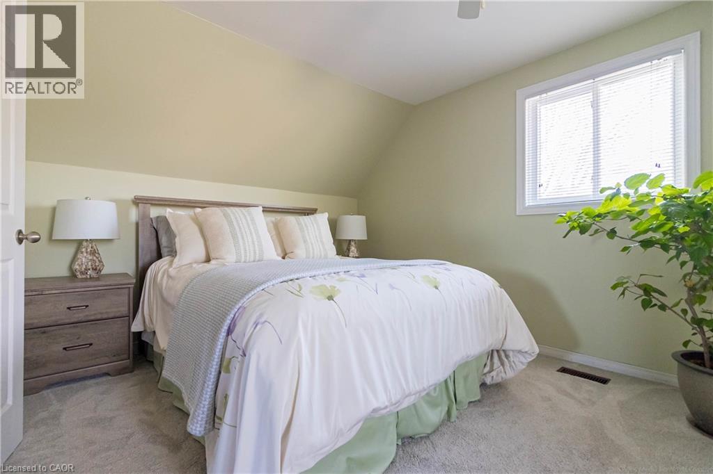 1343 Janina Boulevard, Burlington, Ontario  L7P 1K5 - Photo 15 - 40762499