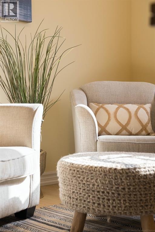 1343 Janina Boulevard, Burlington, Ontario  L7P 1K5 - Photo 12 - 40762499