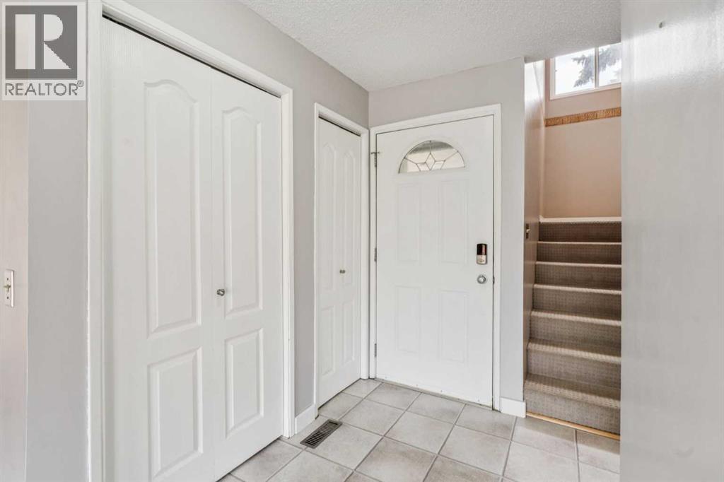 39, 11333 30 Street Sw, Calgary, Alberta  T2W 3Z6 - Photo 4 - A2255171