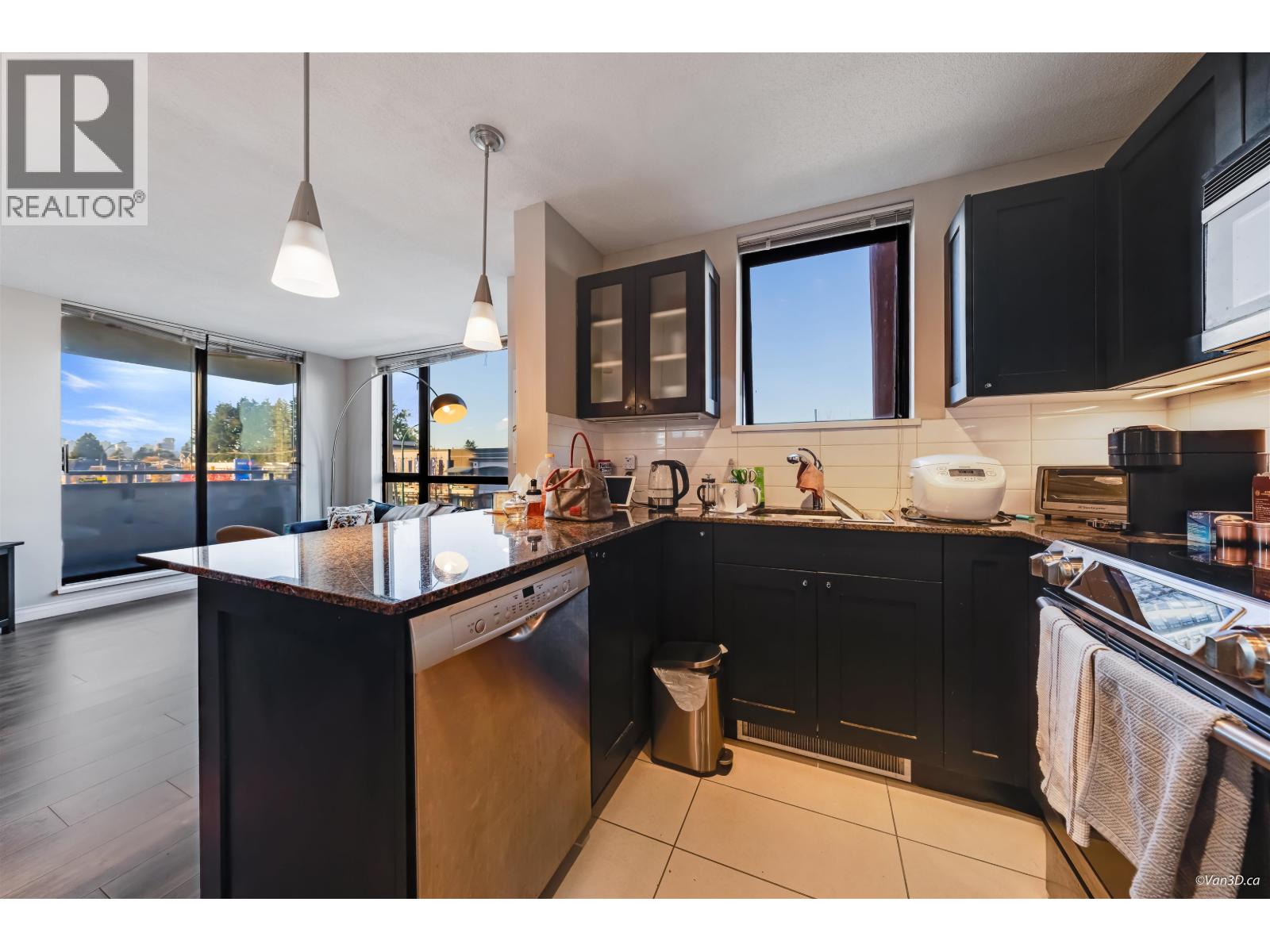 301 7225 Acorn Avenue, Burnaby, British Columbia  V5E 0A9 - Photo 4 - R3061763