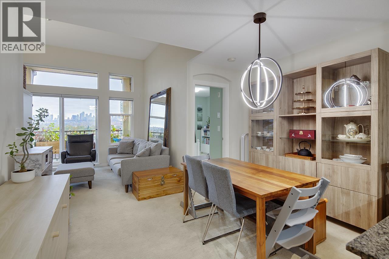 406 4728 Brentwood Drive, Burnaby, British Columbia  V5C 0G2 - Photo 1 - R3062413