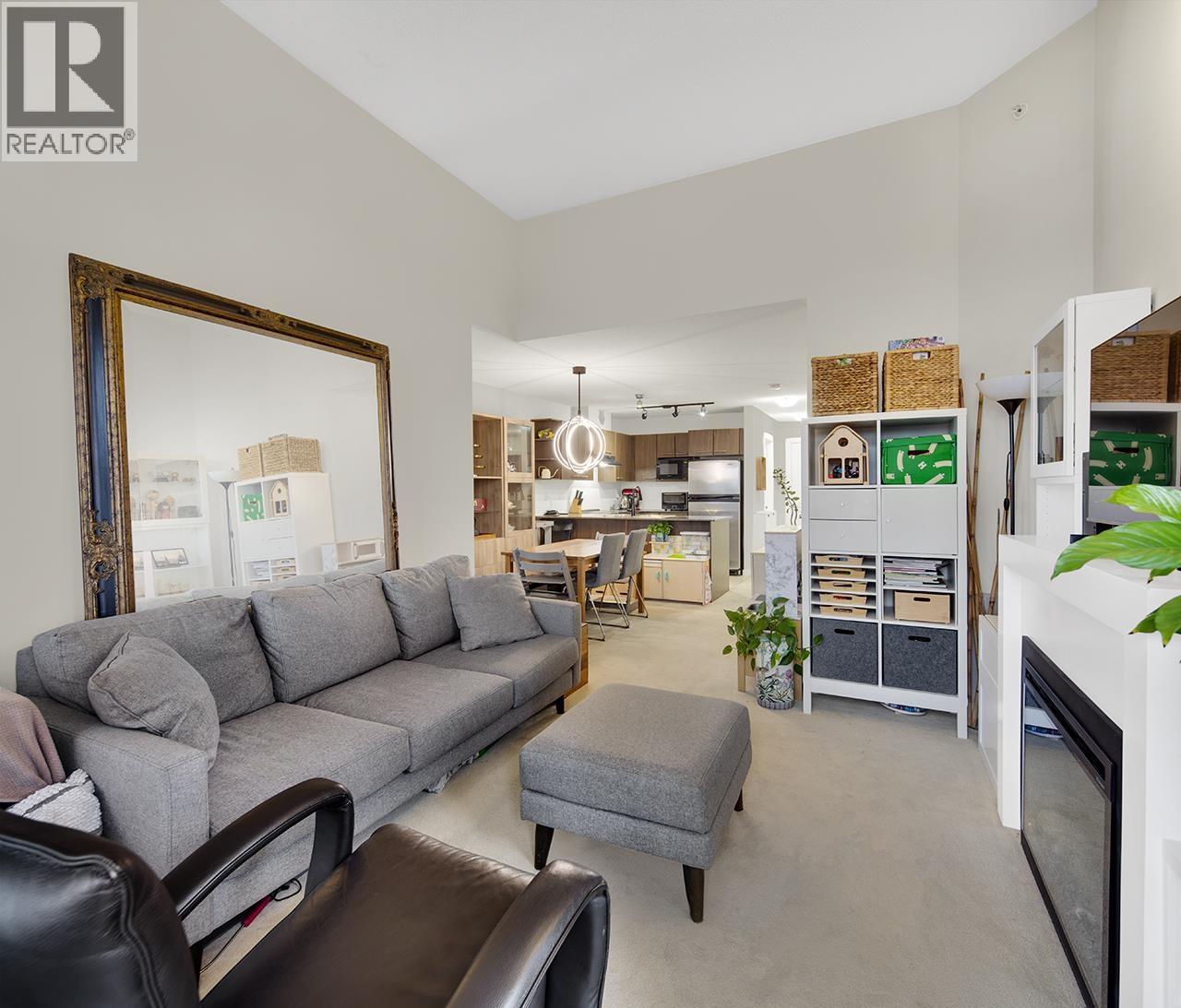 406 4728 Brentwood Drive, Burnaby, British Columbia  V5C 0G2 - Photo 4 - R3062413