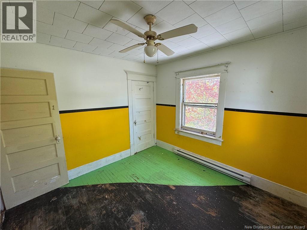 15 Elm Street, Mcadam, New Brunswick  E6J 1X5 - Photo 13 - NB129263