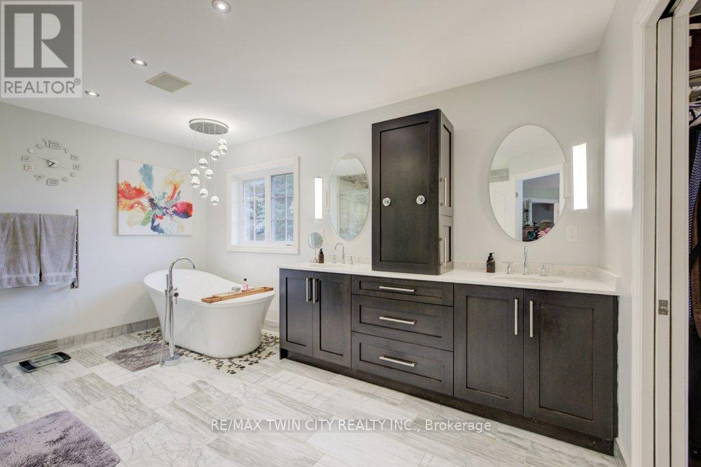 1525 Dickie Settlement Road, Cambridge, Ontario  N3H 4R8 - Photo 24 - X12485680