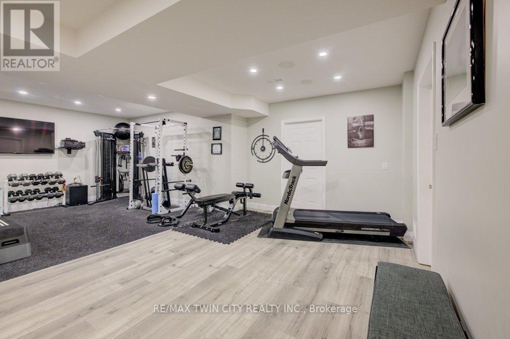 1525 Dickie Settlement Road, Cambridge, Ontario  N3H 4R8 - Photo 30 - X12485680