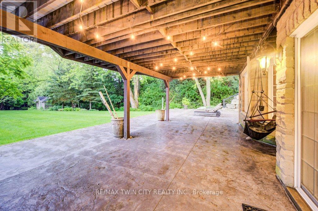 1525 Dickie Settlement Road, Cambridge, Ontario  N3H 4R8 - Photo 41 - X12485680