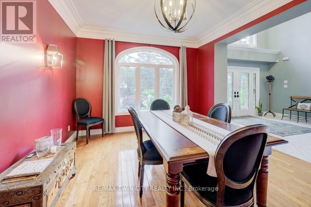 1525 Dickie Settlement Road, Cambridge, Ontario  N3H 4R8 - Photo 8 - X12485680