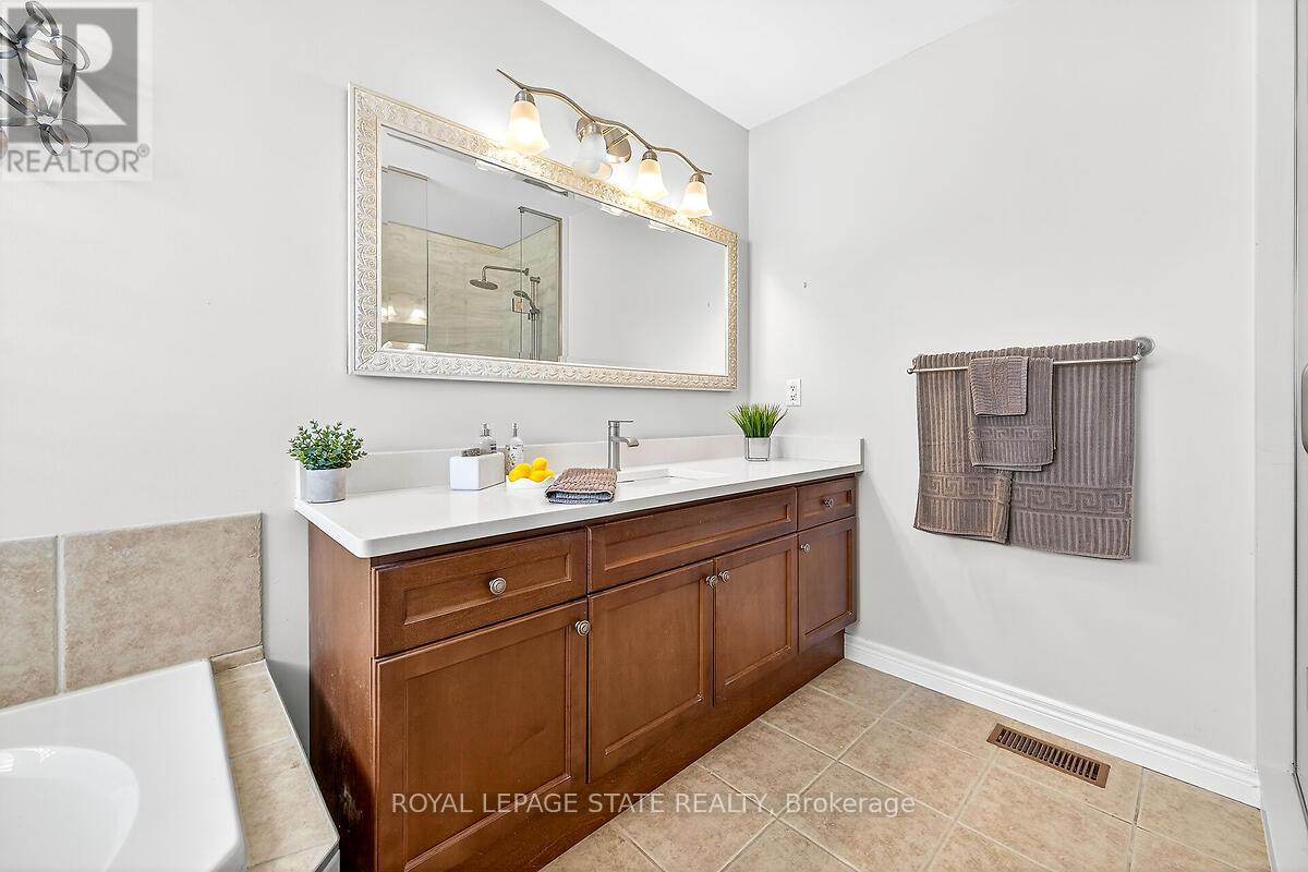 3 Sasha Court, Hamilton, Ontario  L8E 0A3 - Photo 30 - X12485731