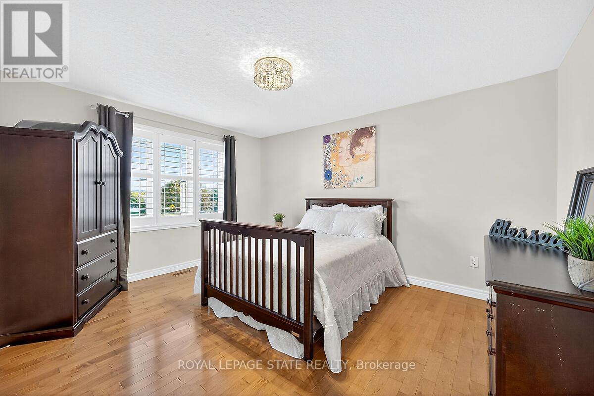 3 Sasha Court, Hamilton, Ontario  L8E 0A3 - Photo 33 - X12485731