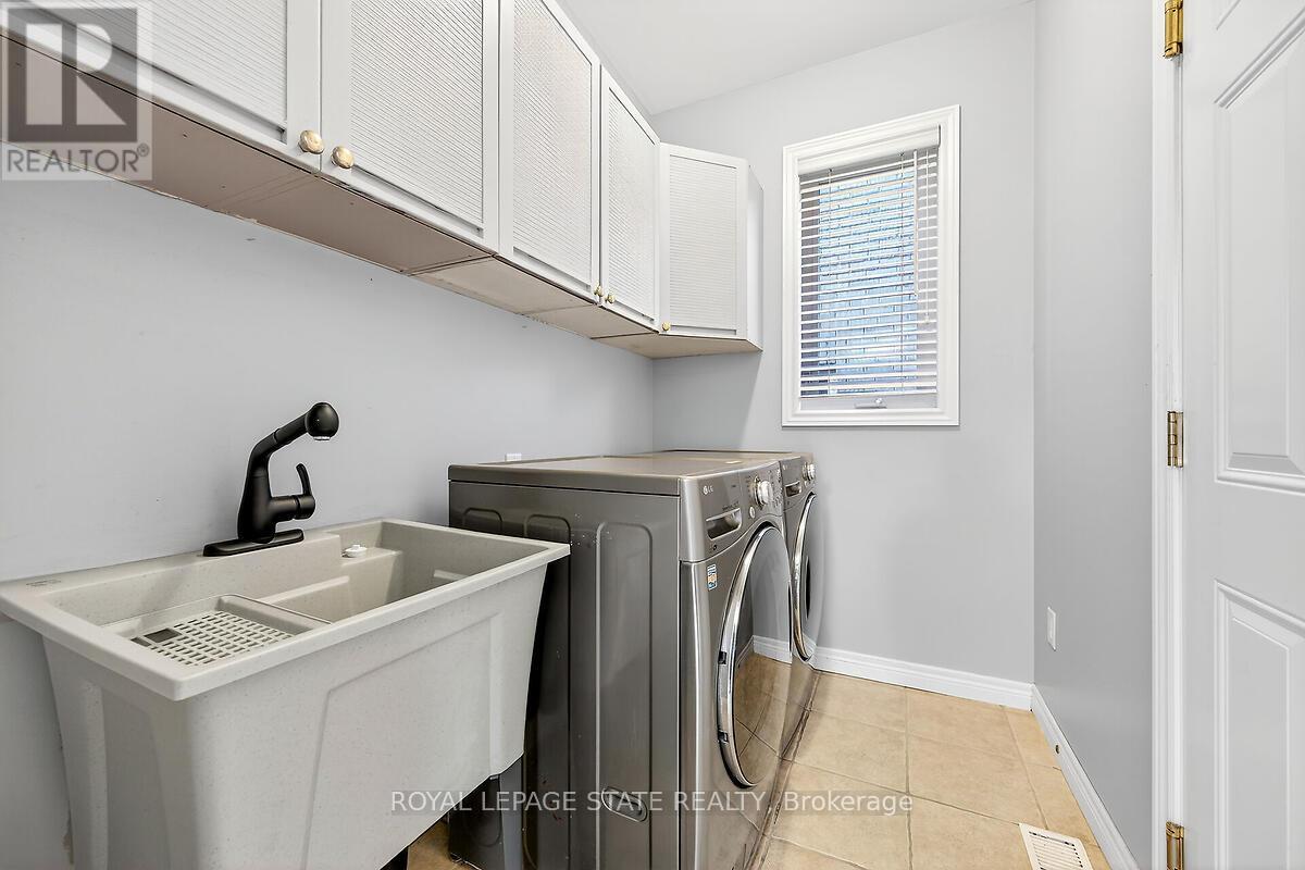 3 Sasha Court, Hamilton, Ontario  L8E 0A3 - Photo 39 - X12485731