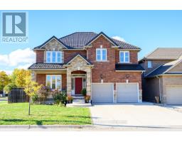 3 SASHA COURT, Hamilton, Ontario