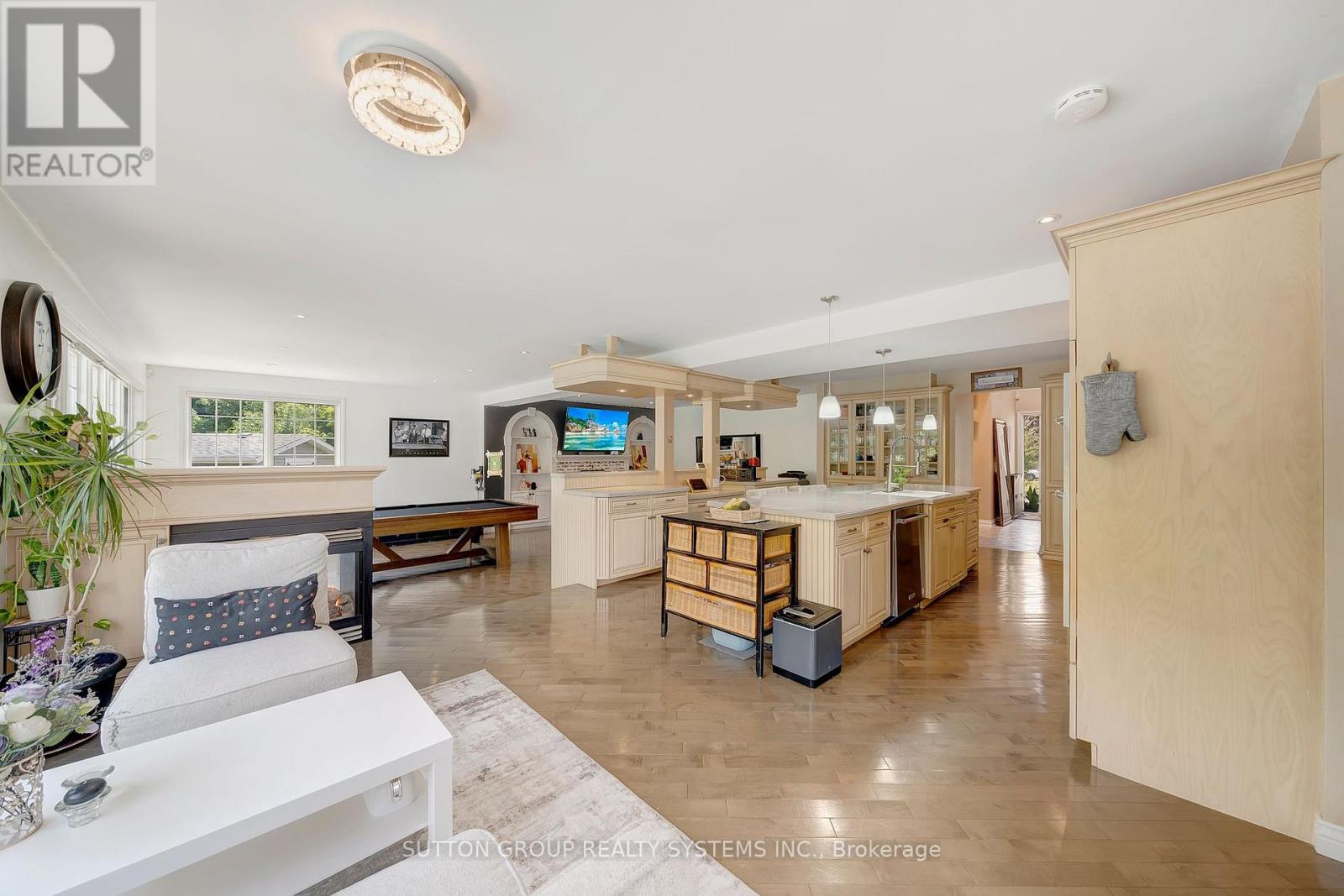 8017 Hampton Court, Niagara Falls, Ontario  L2H 2R4 - Photo 12 - X12485739