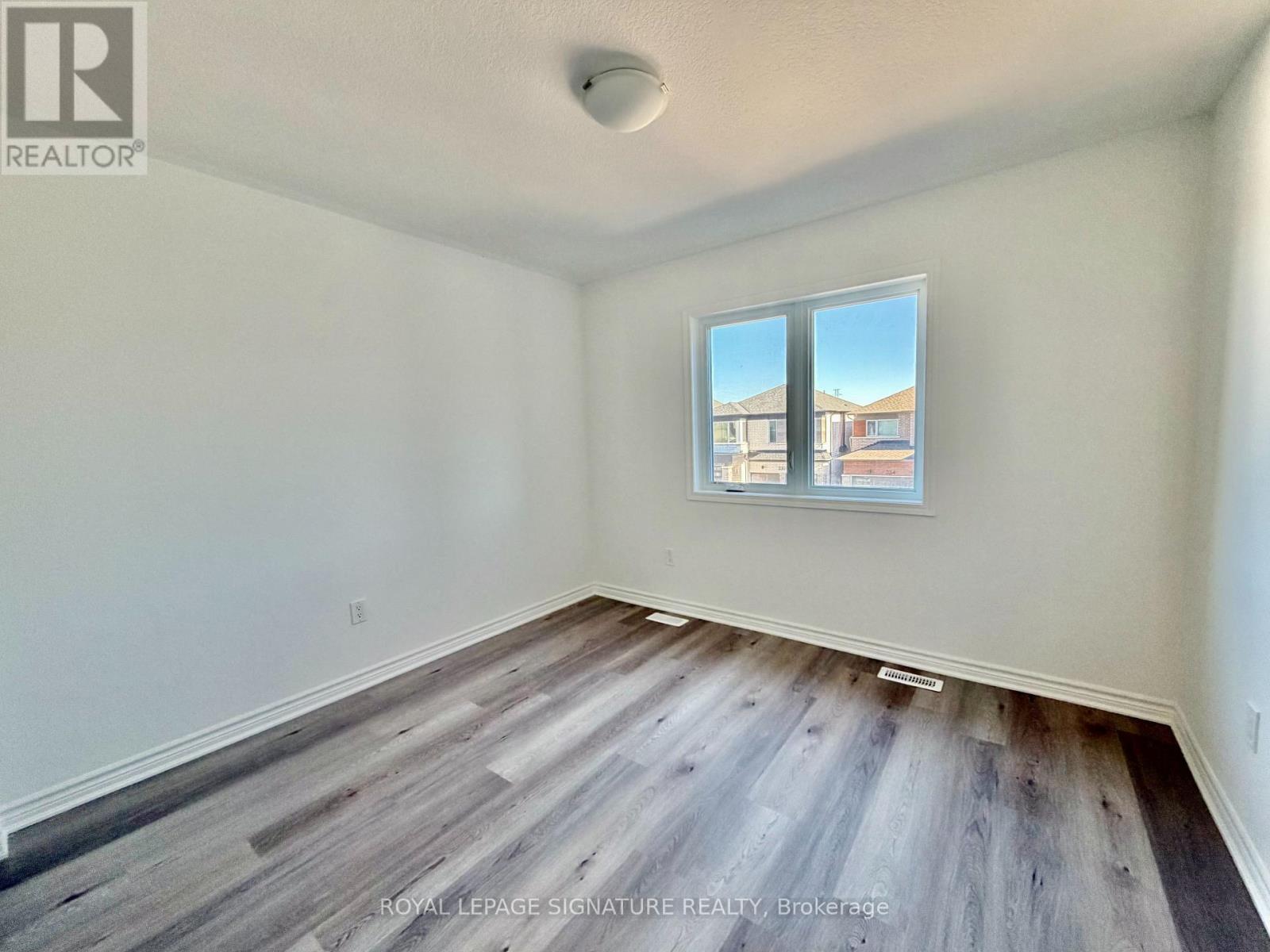 333 Millstone Street, Kitchener, Ontario  N2R 0V4 - Photo 13 - X12485768