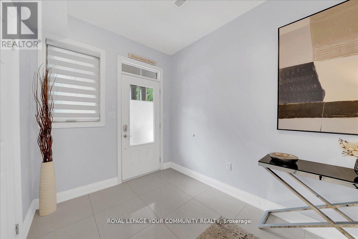 73 - 6 Chestnut Drive, Grimsby, Ontario  L3M 0C4 - Photo 2 - X12485783