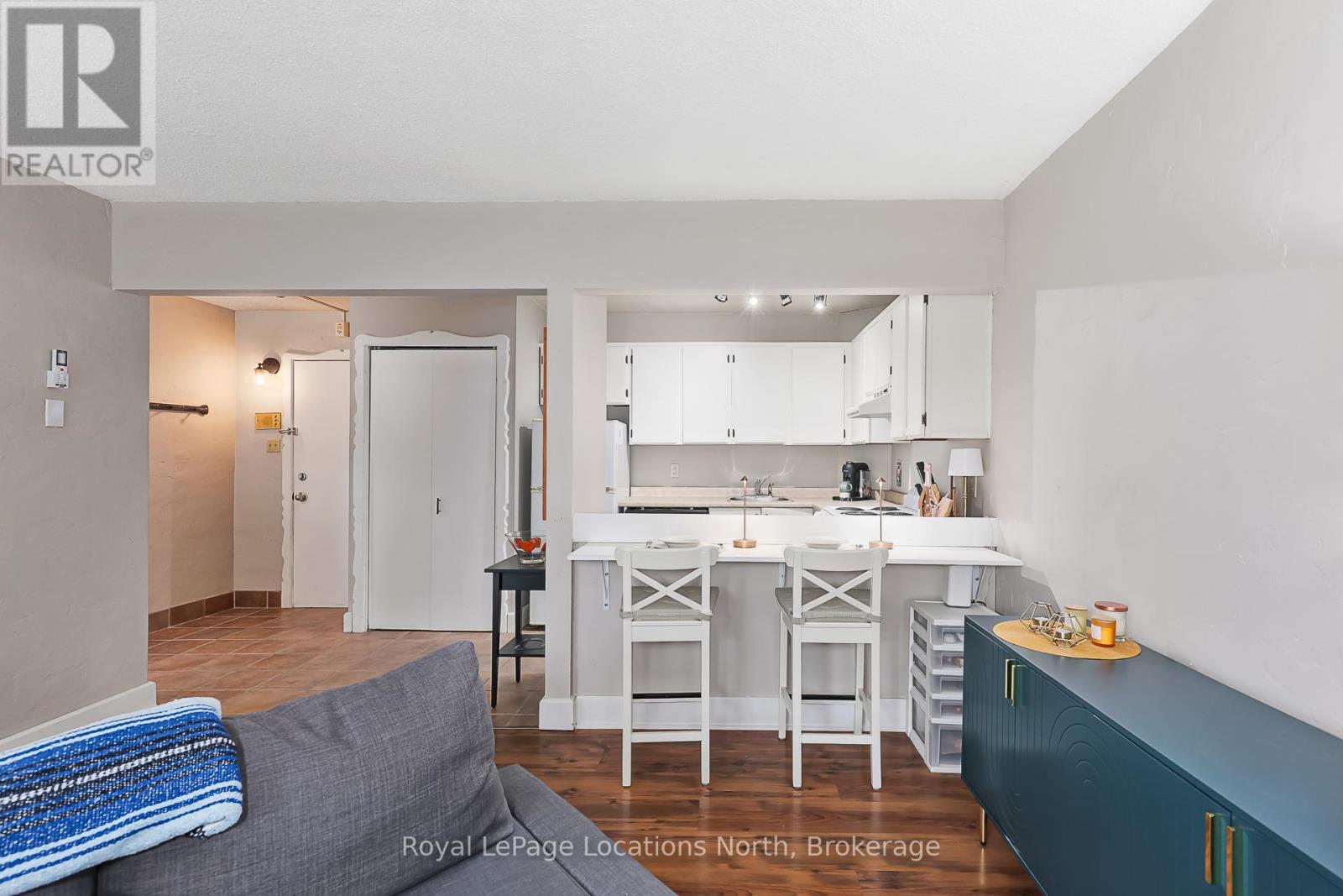 Unit 18 - 209472 26 Highway, Blue Mountains, Ontario  L9Y 0V3 - Photo 3 - X12253508