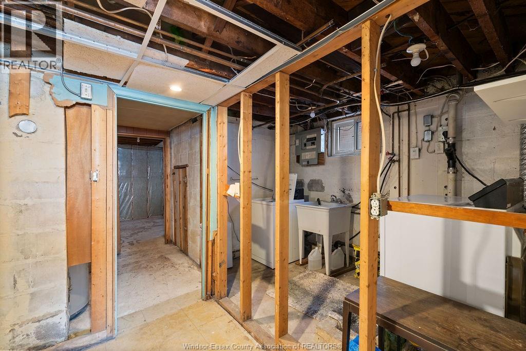 1851 Hickory, Windsor, Ontario  N8W 3X3 - Photo 13 - 25027372