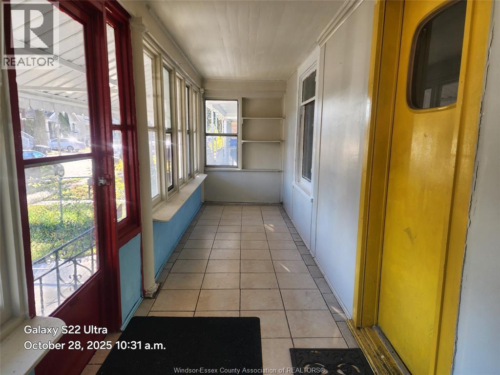 361 Josephine, Windsor, Ontario  N9B 2K9 - Photo 3 - 25027369