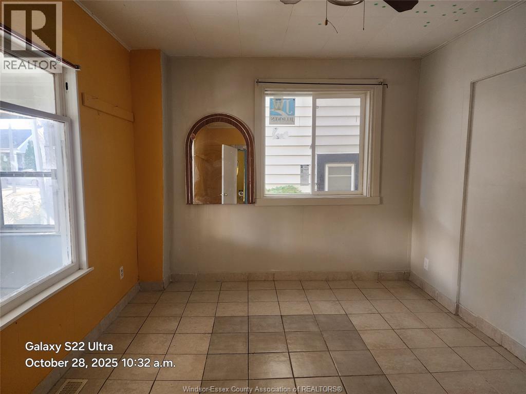 361 Josephine, Windsor, Ontario  N9B 2K9 - Photo 4 - 25027369