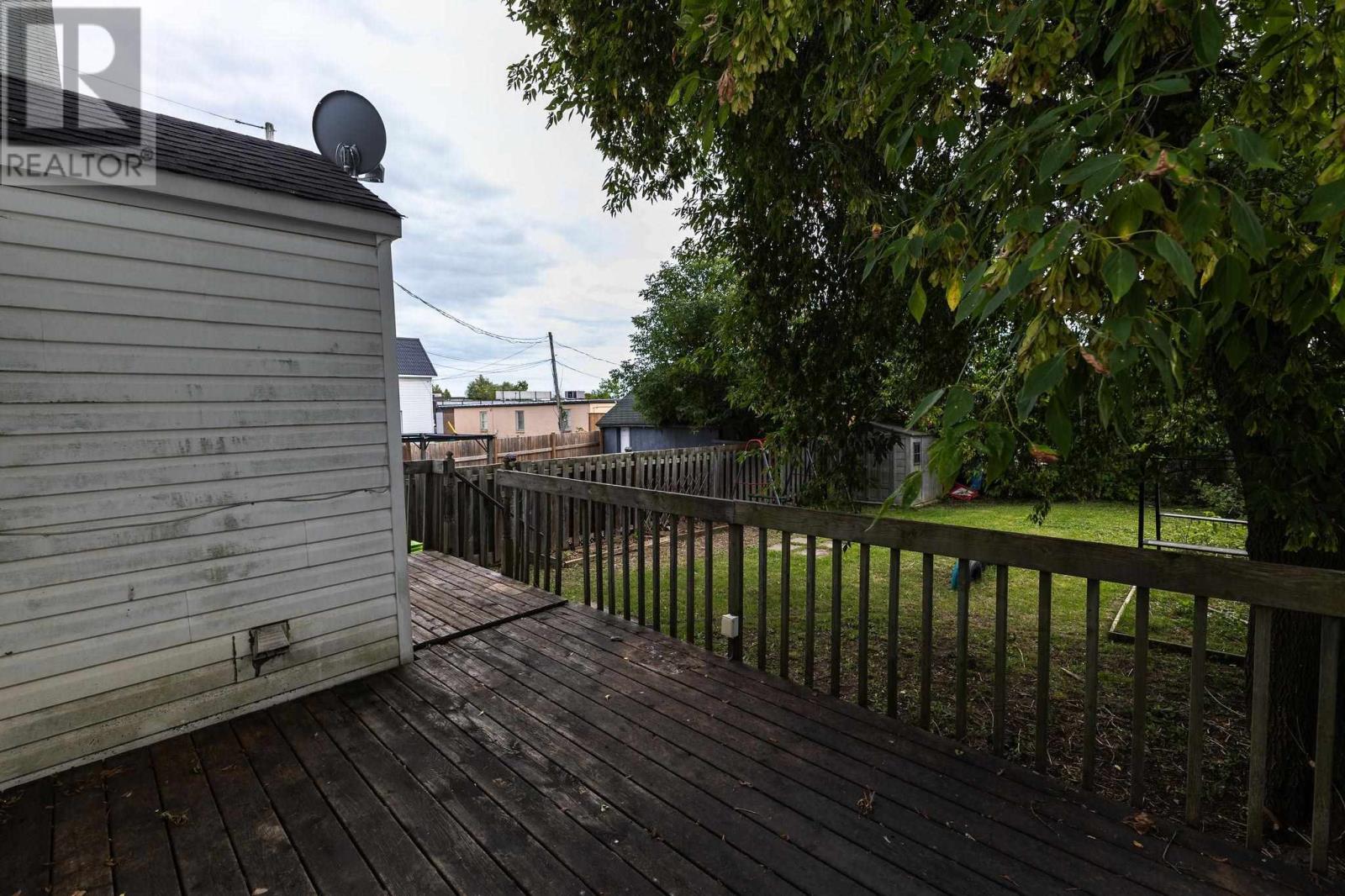 55 Grosvenor Ave, Sault Ste. Marie, Ontario  P6B 2L8 - Photo 30 - SM252353