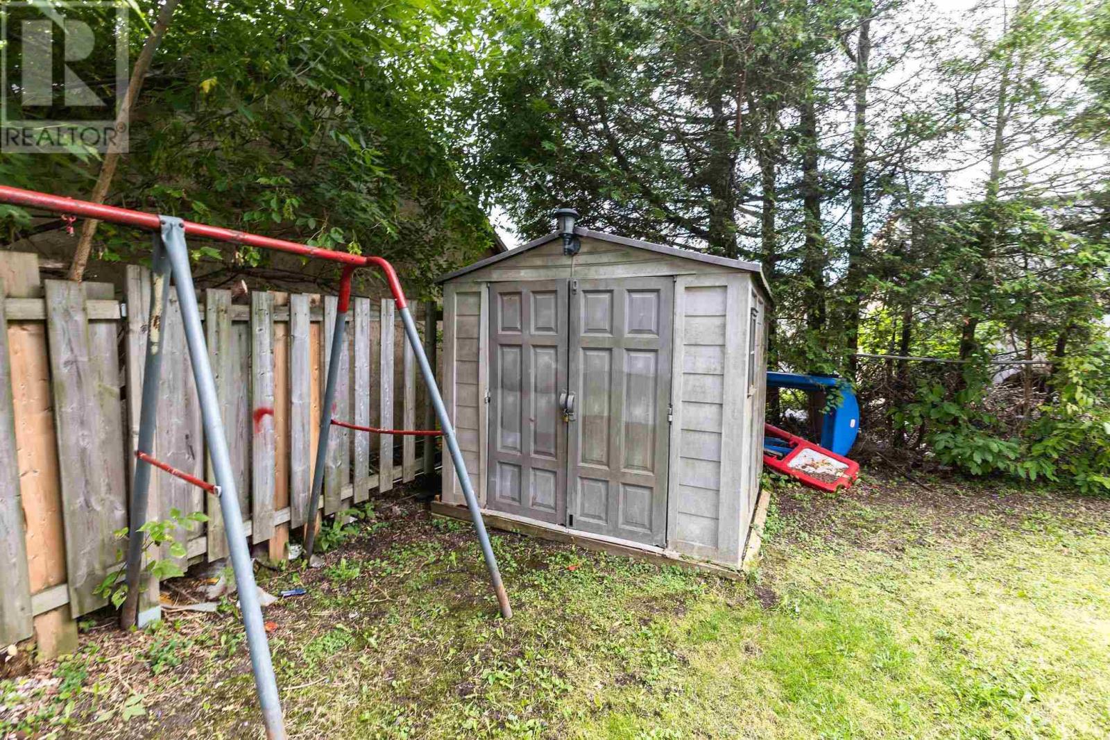 55 Grosvenor Ave, Sault Ste. Marie, Ontario  P6B 2L8 - Photo 33 - SM252353