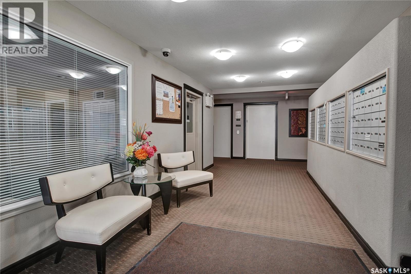 211 150 Pawlychenko Lane, Saskatoon, Saskatchewan  S7V 0B4 - Photo 3 - SK021883