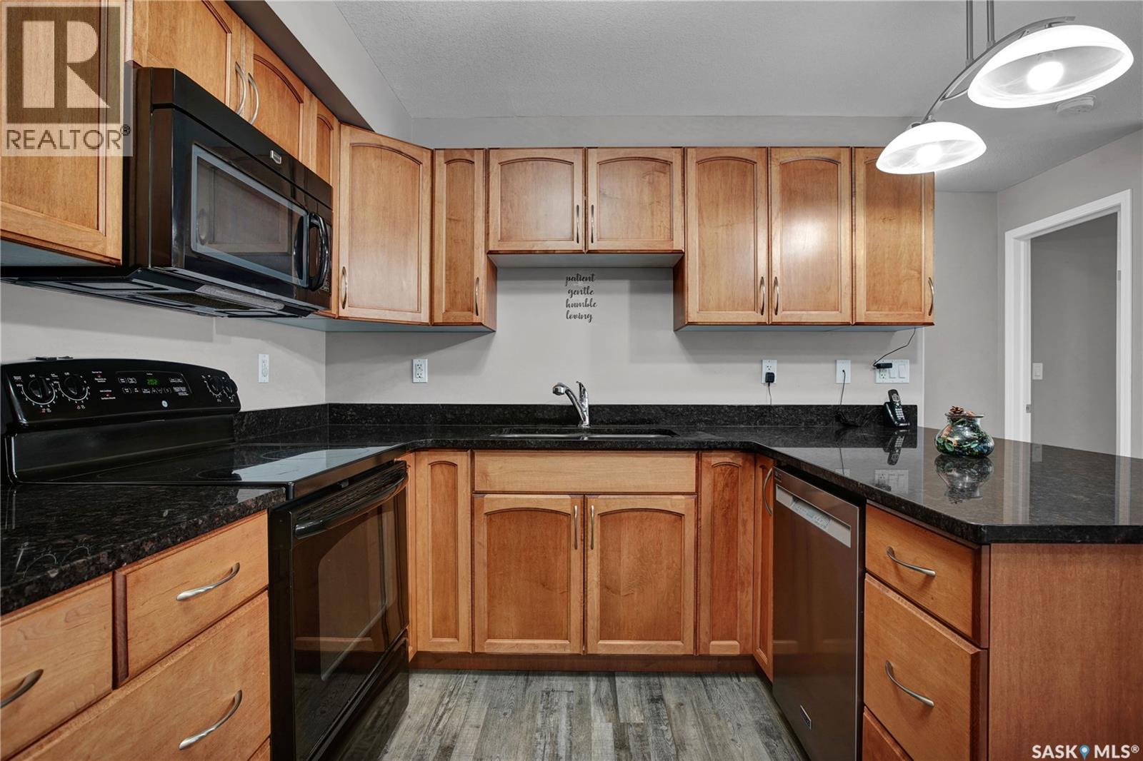 211 150 Pawlychenko Lane, Saskatoon, Saskatchewan  S7V 0B4 - Photo 7 - SK021883