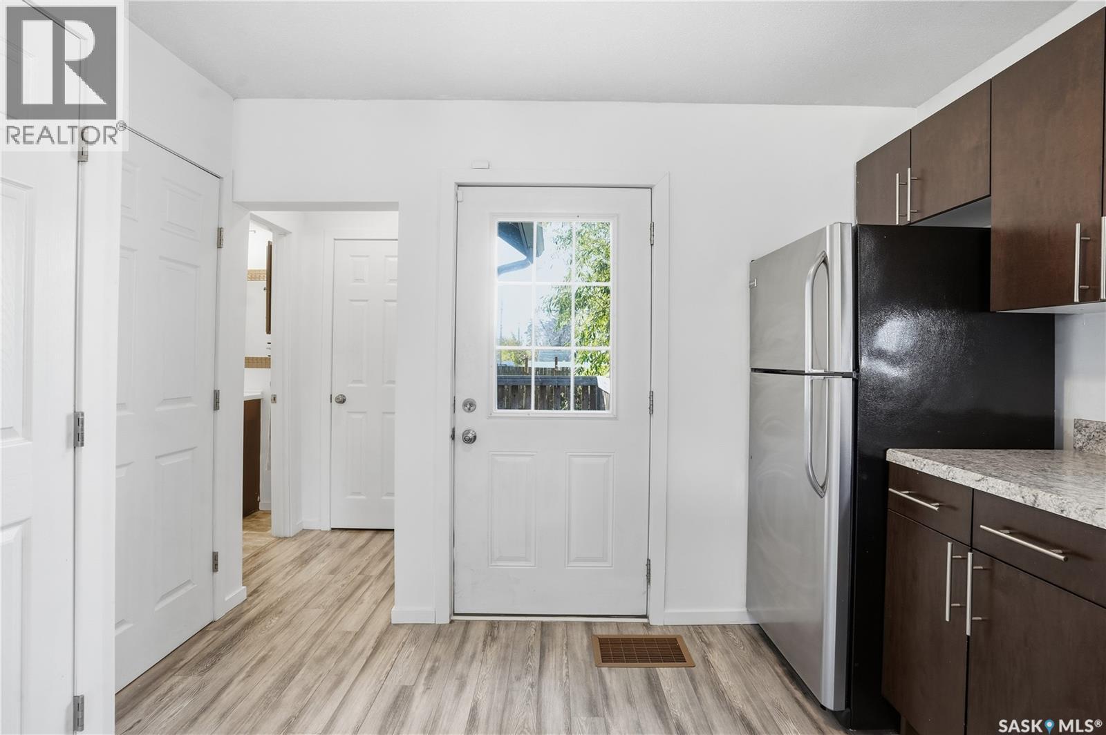 5023 8th Avenue, Regina, Saskatchewan  S4T 0W4 - Photo 11 - SK021880