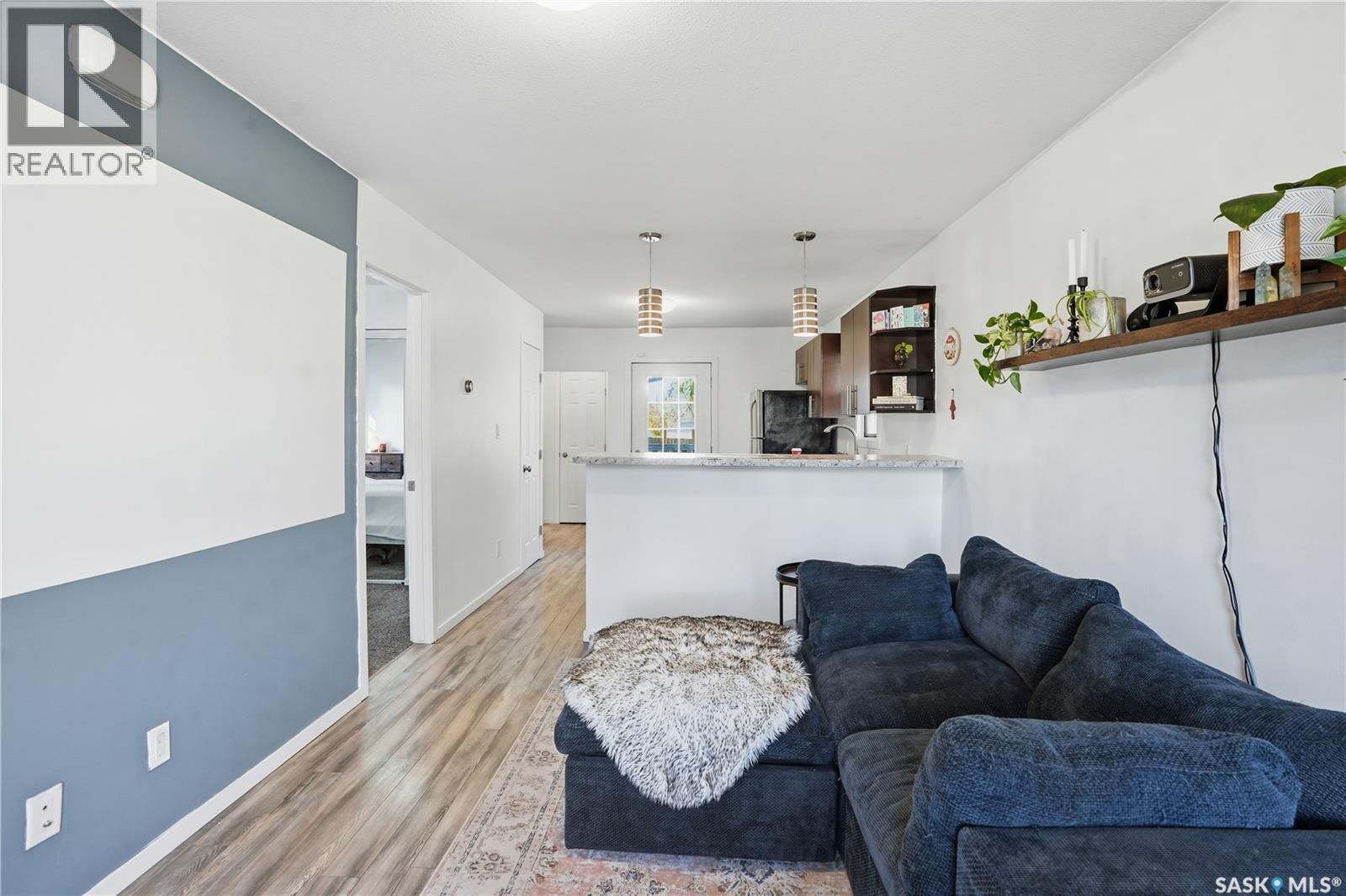 5023 8th Avenue, Regina, Saskatchewan  S4T 0W4 - Photo 3 - SK021880