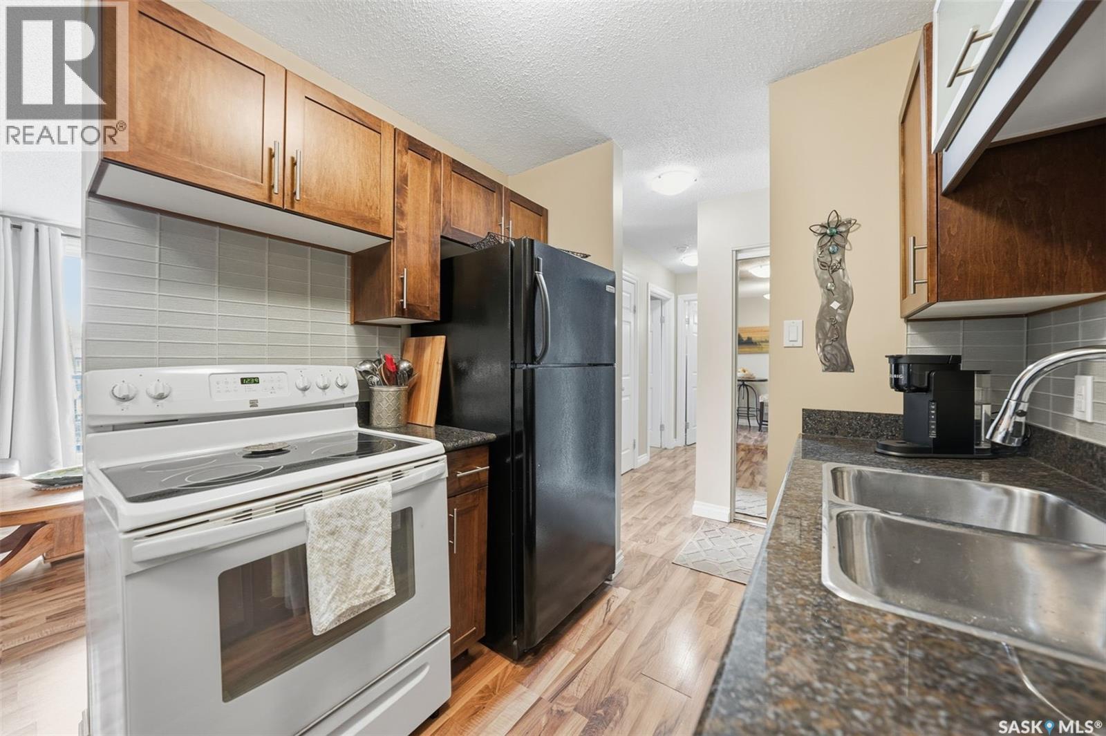 16 115 Acadia Drive, Saskatoon, Saskatchewan  S7H 4T8 - Photo 8 - SK021872