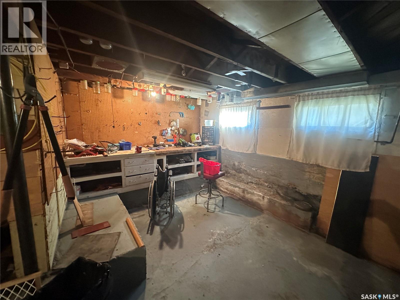 207 Green Street, Creighton, Saskatchewan  S0P 0A0 - Photo 11 - SK021870