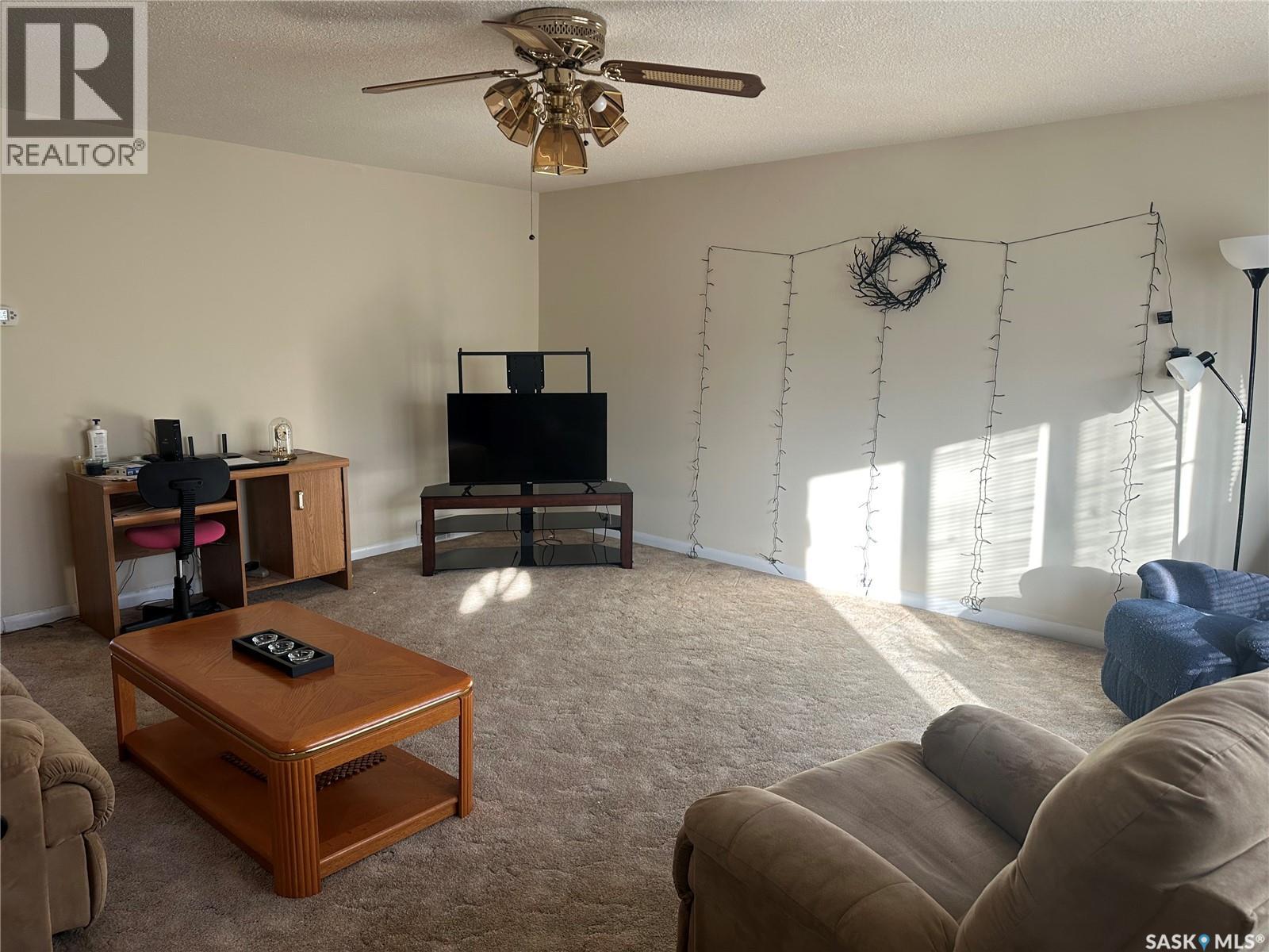 207 Green Street, Creighton, Saskatchewan  S0P 0A0 - Photo 7 - SK021870