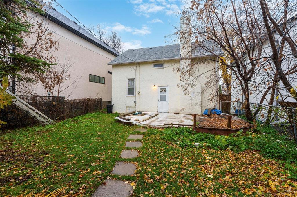 299 Campbell Street, Winnipeg, Manitoba  R3N 1B6 - Photo 18 - 202527431