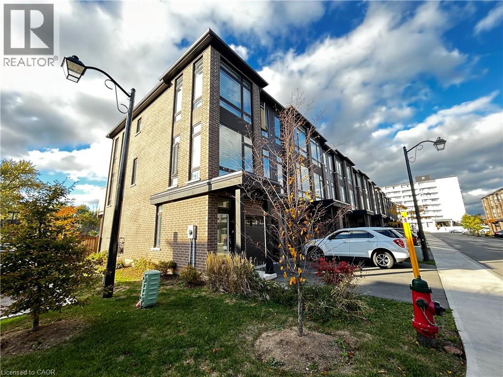 270 Melvin Avenue Avenue Unit# 16, Hamilton, Ontario  L8H 2K3 - Photo 2 - 40782626