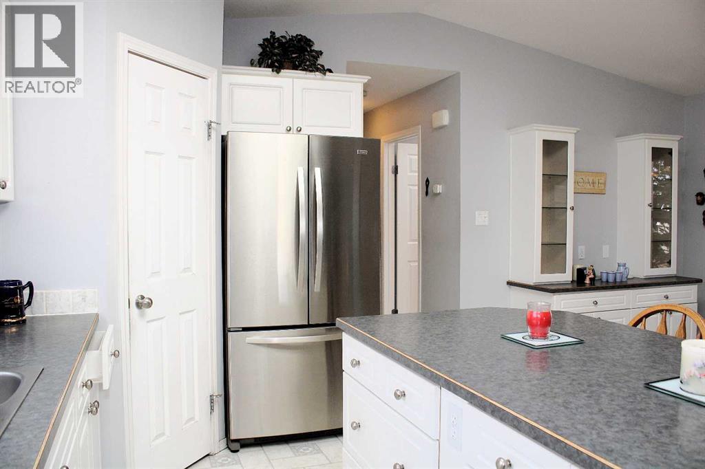 24 Noblefern Way, Sundre, Alberta  T0M 1X0 - Photo 19 - A2259876