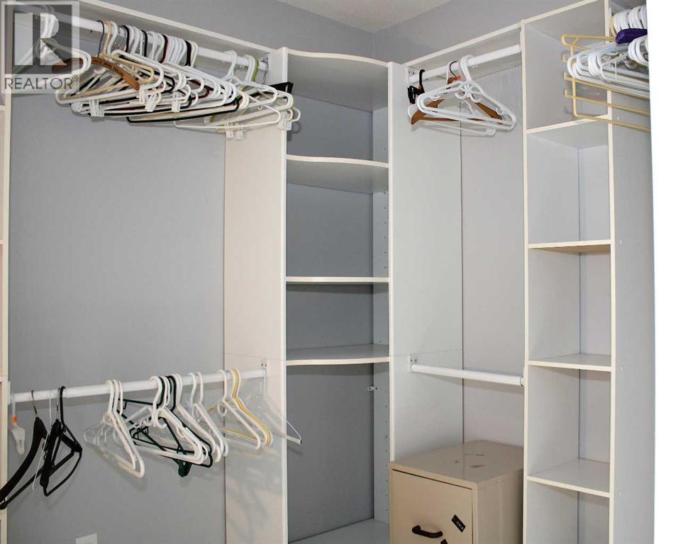 24 Noblefern Way, Sundre, Alberta  T0M 1X0 - Photo 33 - A2259876