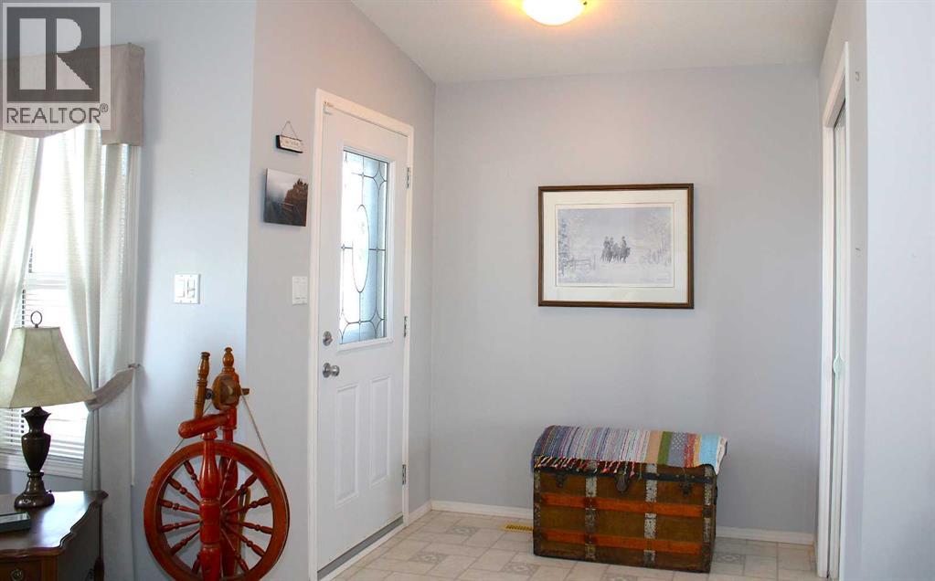 24 Noblefern Way, Sundre, Alberta  T0M 1X0 - Photo 5 - A2259876