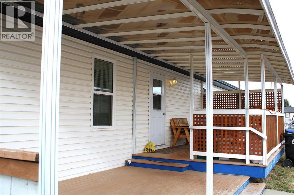 24 Noblefern Way, Sundre, Alberta  T0M 1X0 - Photo 4 - A2259876