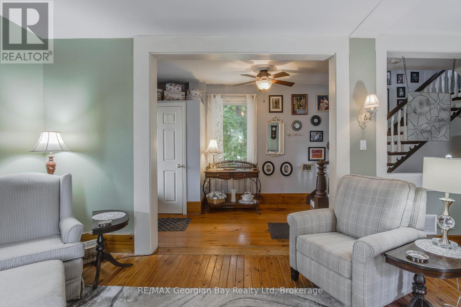 42 Water Street, Penetanguishene, Ontario  L9M 1M9 - Photo 22 - S12485958