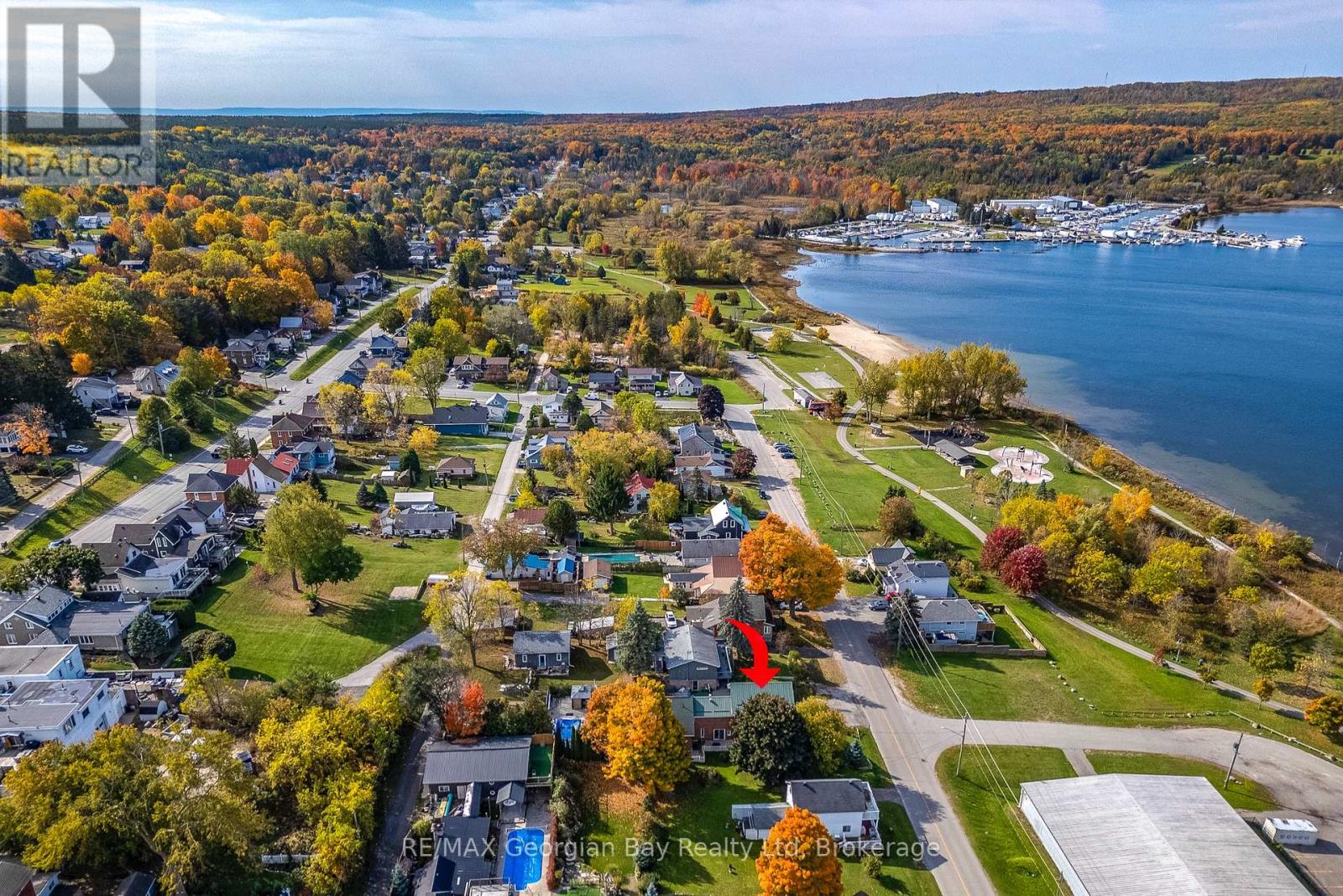 42 Water Street, Penetanguishene, Ontario  L9M 1M9 - Photo 6 - S12485958