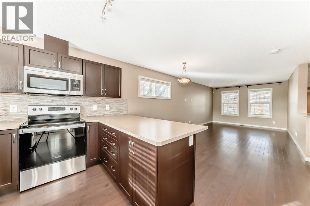 44 Sunset Road, Cochrane, Alberta  T4C 0H4 - Photo 5 - A2244245