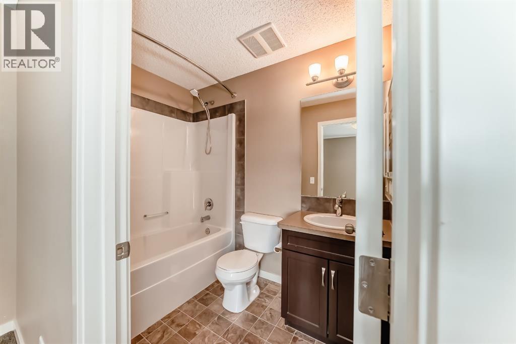 44 Sunset Road, Cochrane, Alberta  T4C 0H4 - Photo 15 - A2244245