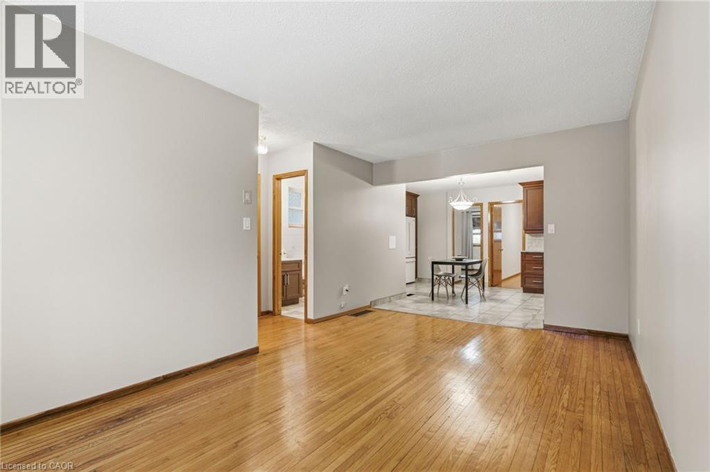 19 Victoria Terrace, Grimsby, Ontario  L3M 2E6 - Photo 14 - 40780370