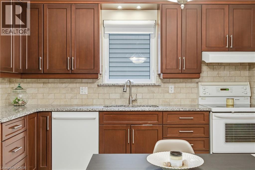 19 Victoria Terrace, Grimsby, Ontario  L3M 2E6 - Photo 19 - 40780370