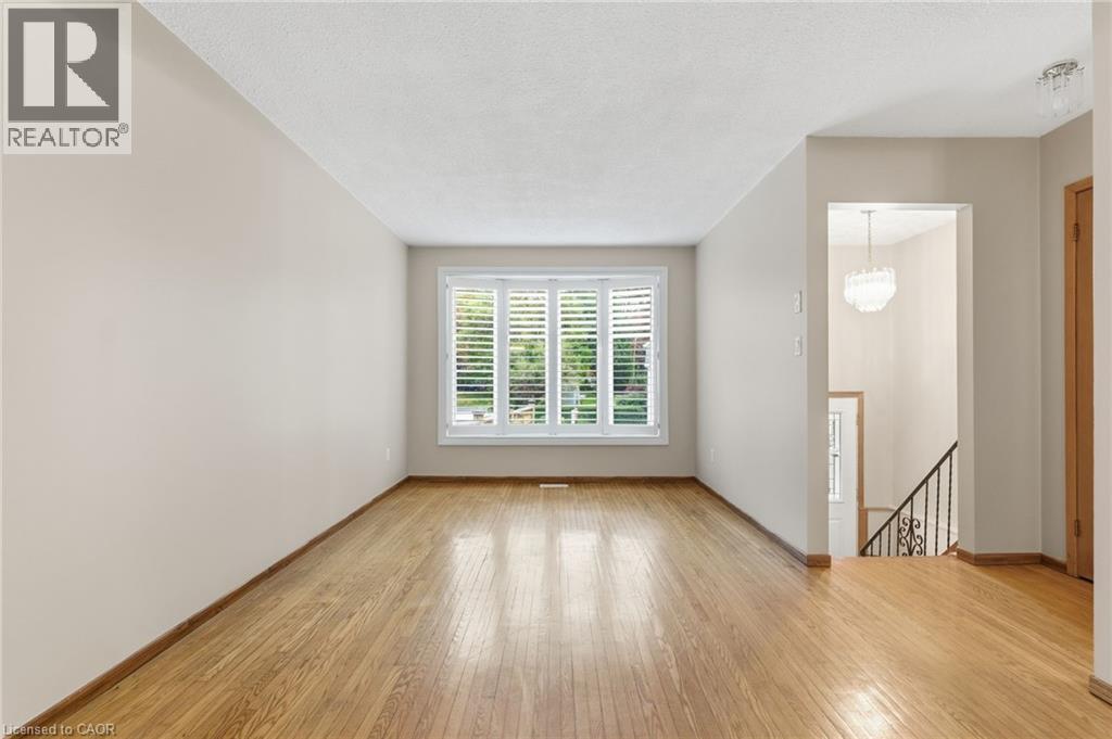 19 Victoria Terrace, Grimsby, Ontario  L3M 2E6 - Photo 13 - 40780370