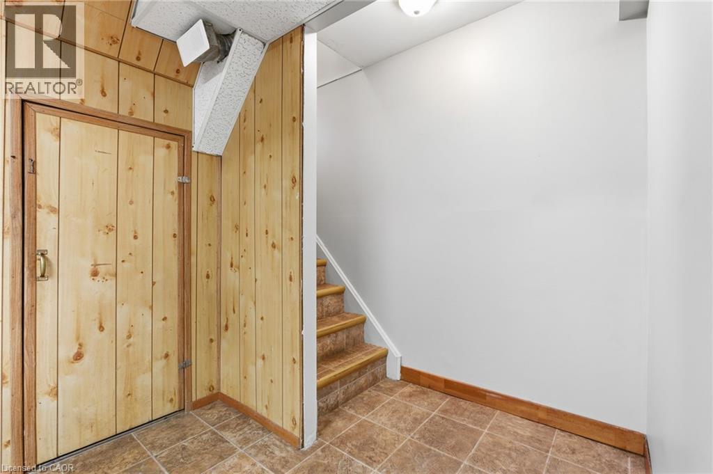 19 Victoria Terrace, Grimsby, Ontario  L3M 2E6 - Photo 30 - 40780370