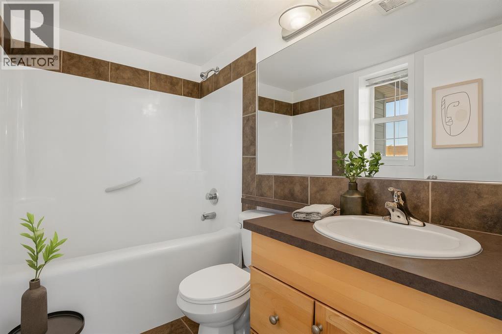 416, 2000 Applevillage Court Se, Calgary, Alberta  T2A 7Z4 - Photo 12 - A2264364