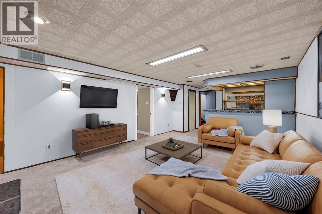 7932 36 Avenue Nw, Calgary, Alberta  T3B 1V7 - Photo 26 - A2264667