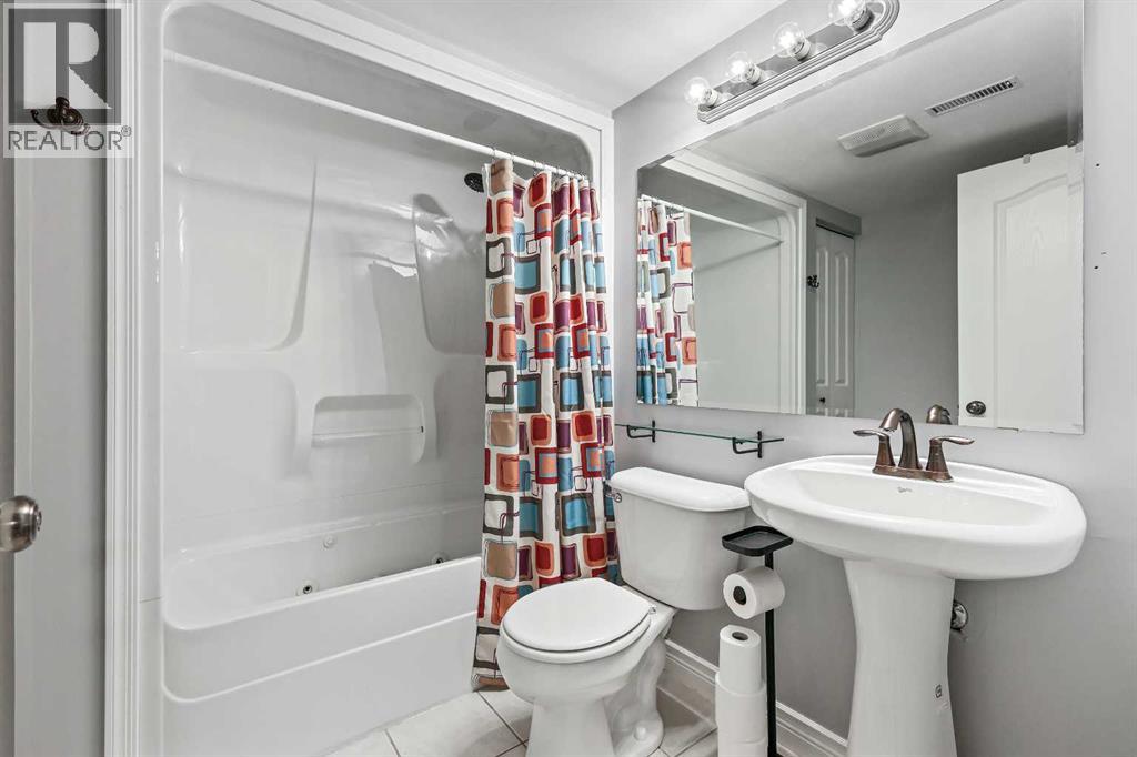 52 Sunhurst Road Se, Calgary, Alberta  T2X 1T1 - Photo 25 - A2266811