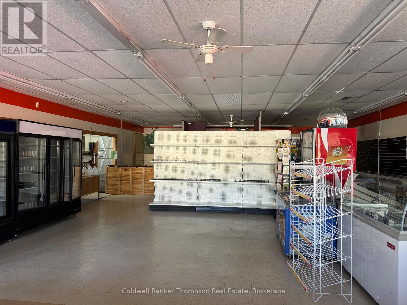 21 Main Street, Sundridge, Ontario  P0A 1Z0 - Photo 9 - X12485861